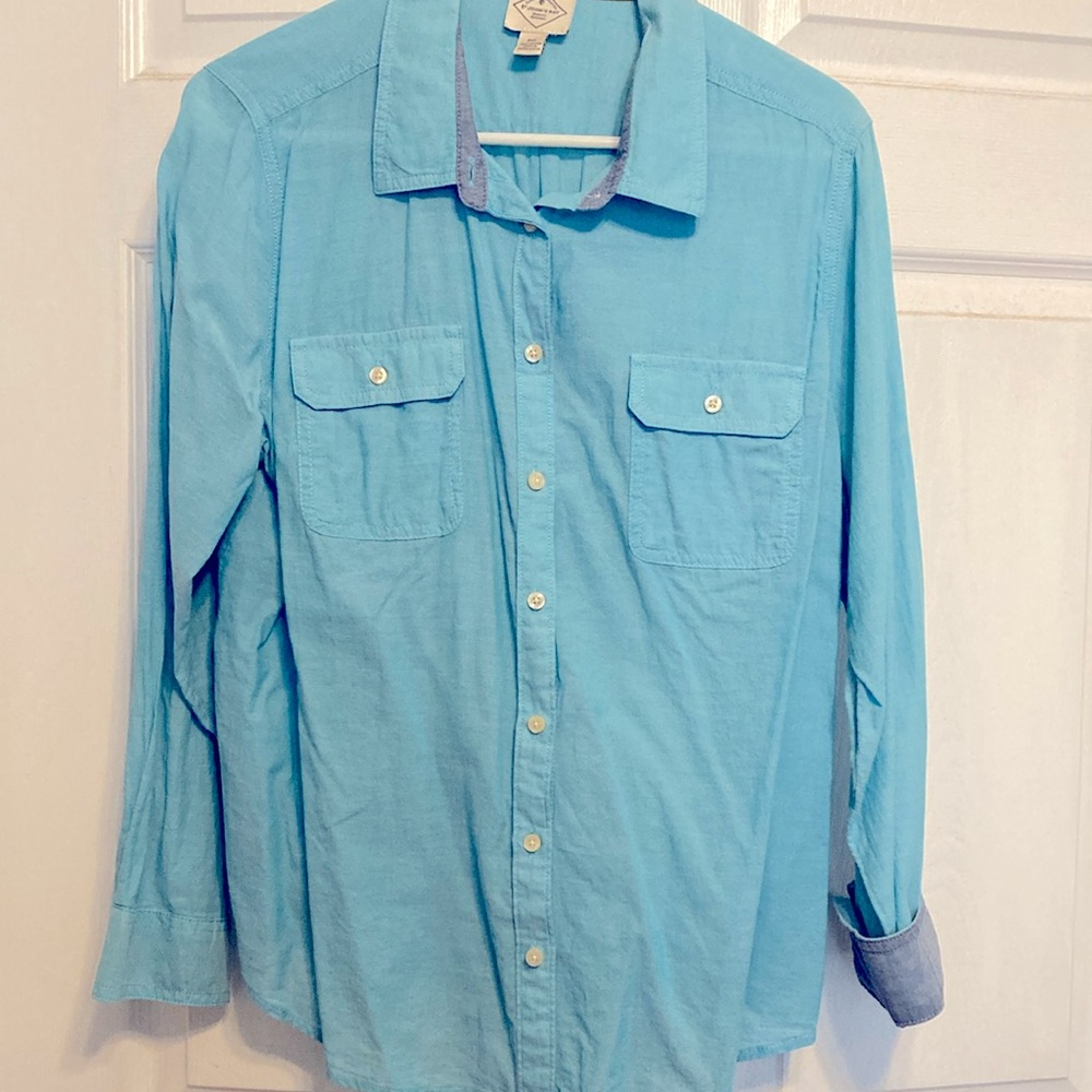St John’s Bay Women’s lightweight 100% Cotton button down